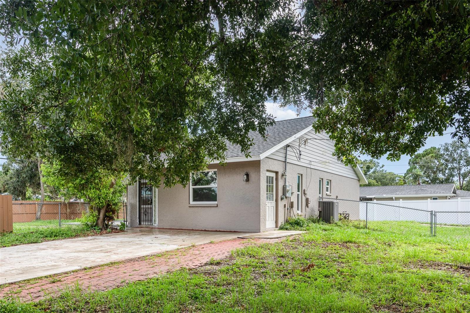 Image 2 of 25 For 4358 Murdock Avenue