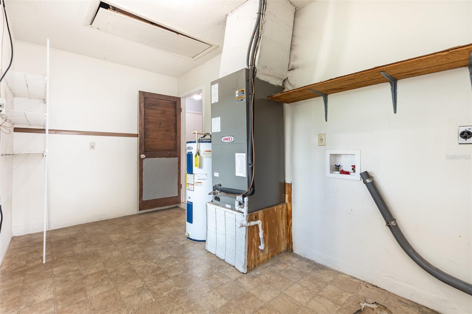 Image 20 of 25 For 4358 Murdock Avenue