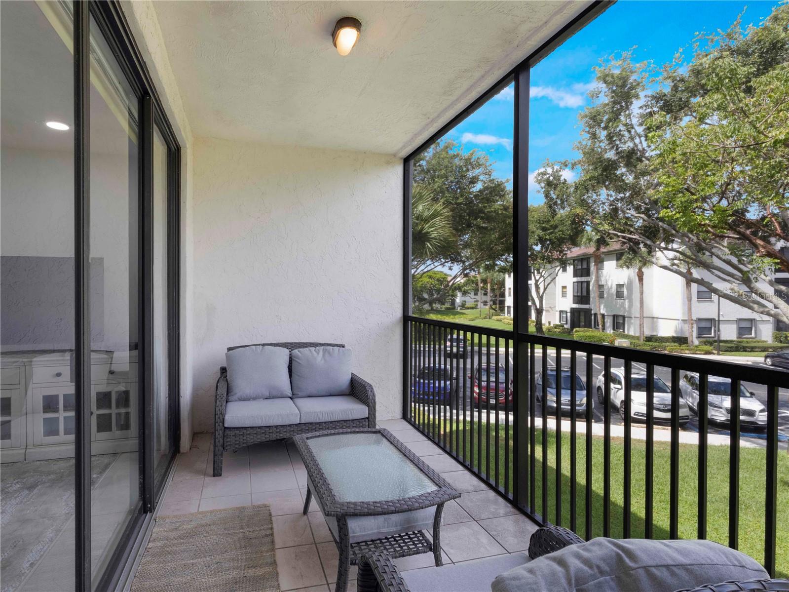 Image 29 of 38 For 5157 Floria Way J