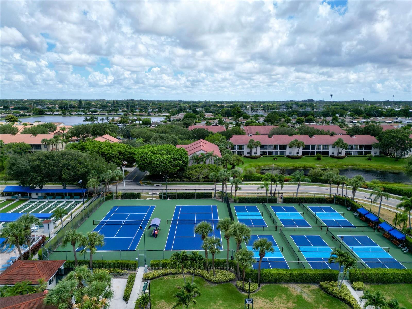 Image 37 of 38 For 5157 Floria Way J