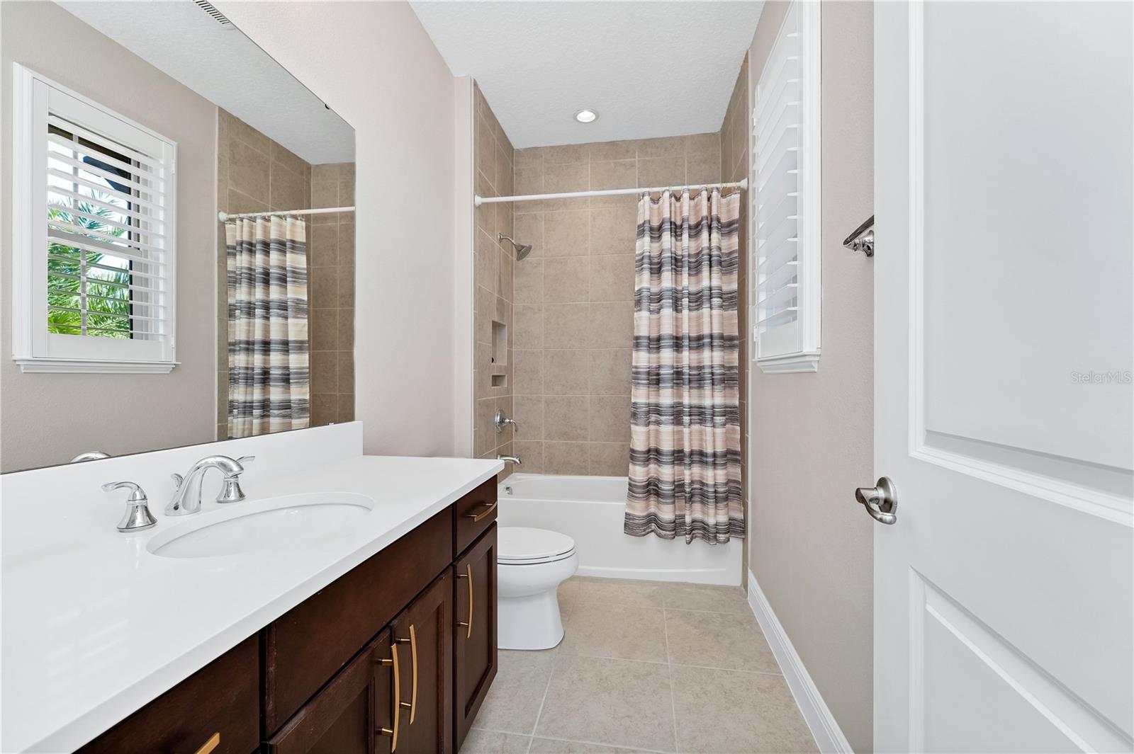 Image 51 of 85 For 15469 Shorebird Lane