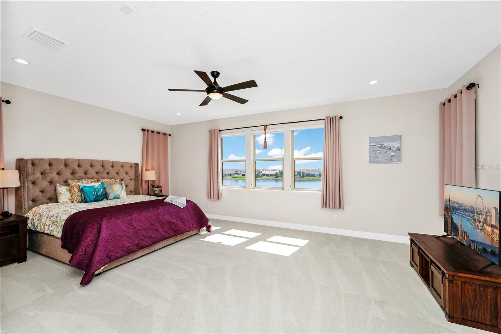 Image 64 of 85 For 15469 Shorebird Lane
