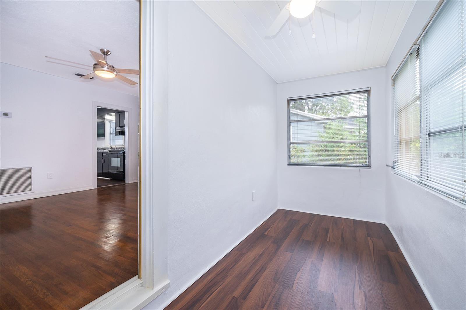 Image 3 of 16 For 124 Muriel Street