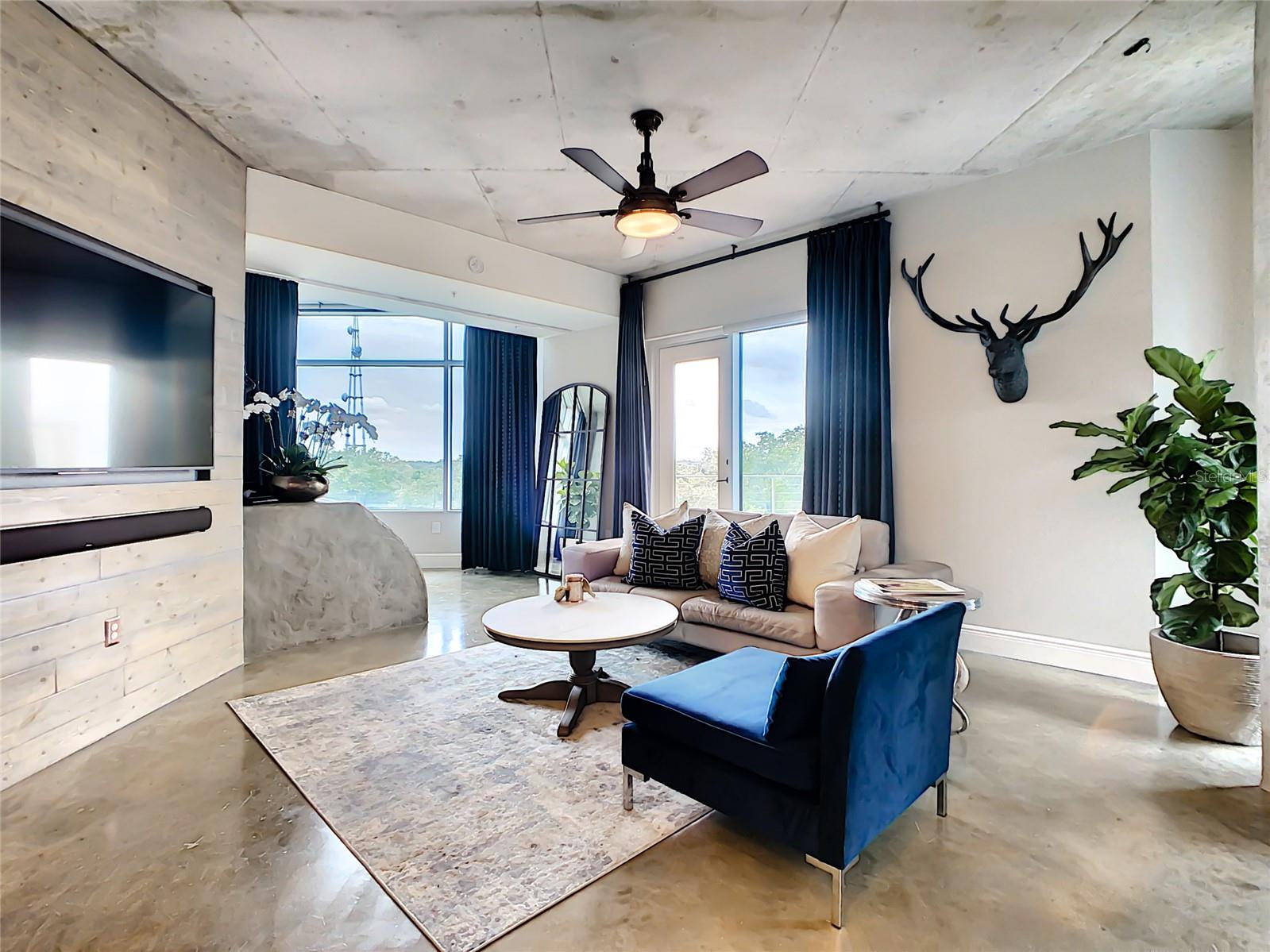 Image 11 of 64 For 525 Jackson Street 608