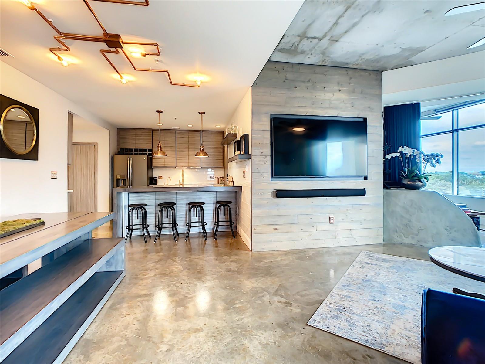 Image 34 of 64 For 525 Jackson Street 608