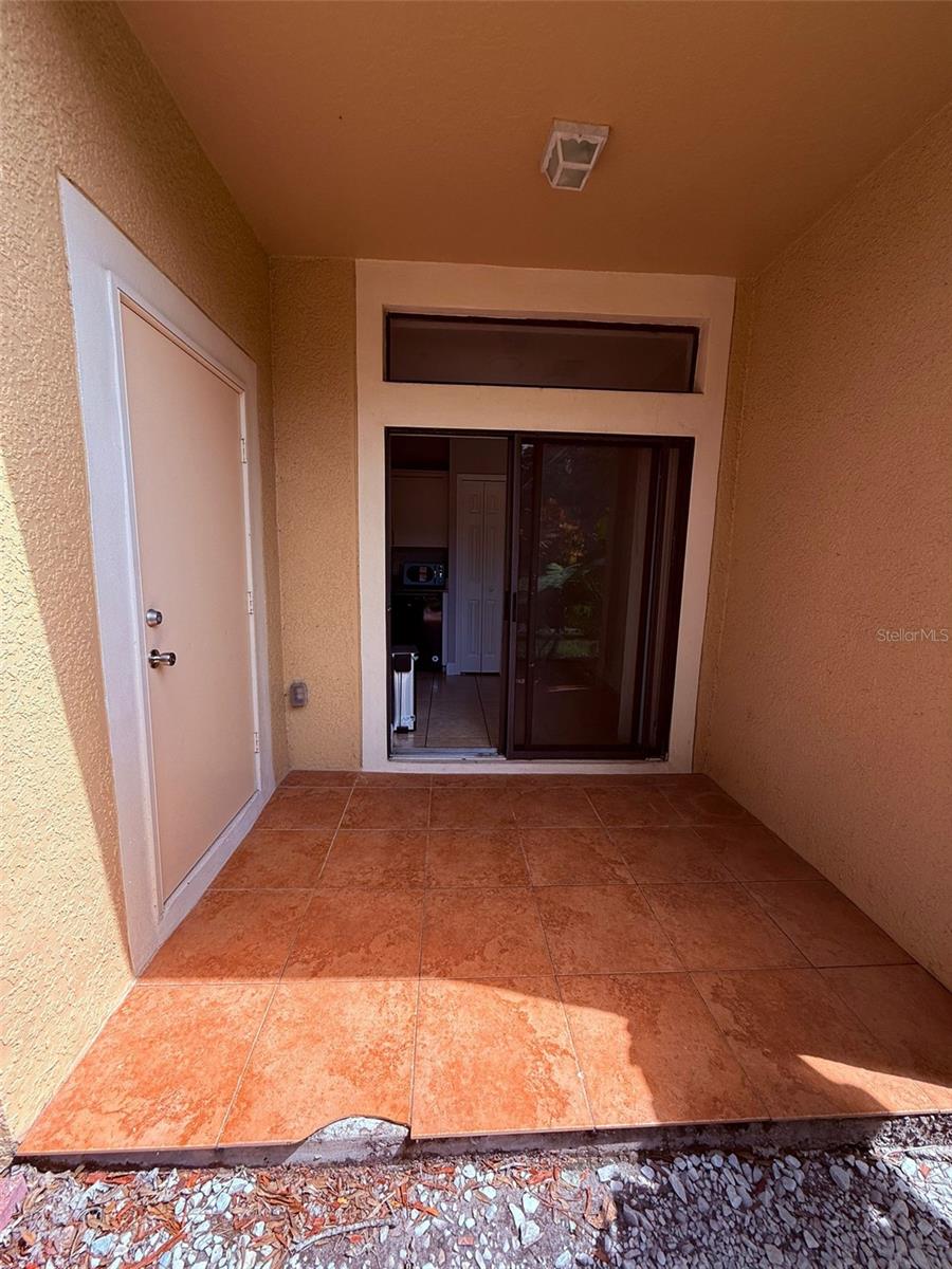 Image 12 of 27 For 6013 Scotchwood Glen 20