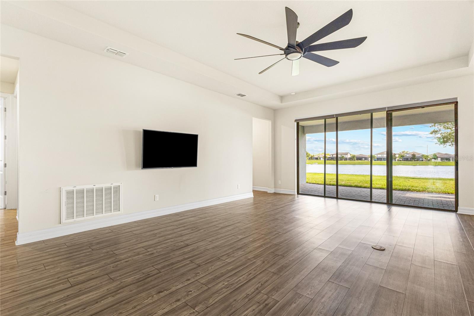 Image 10 of 22 For 5517 Potenza Drive