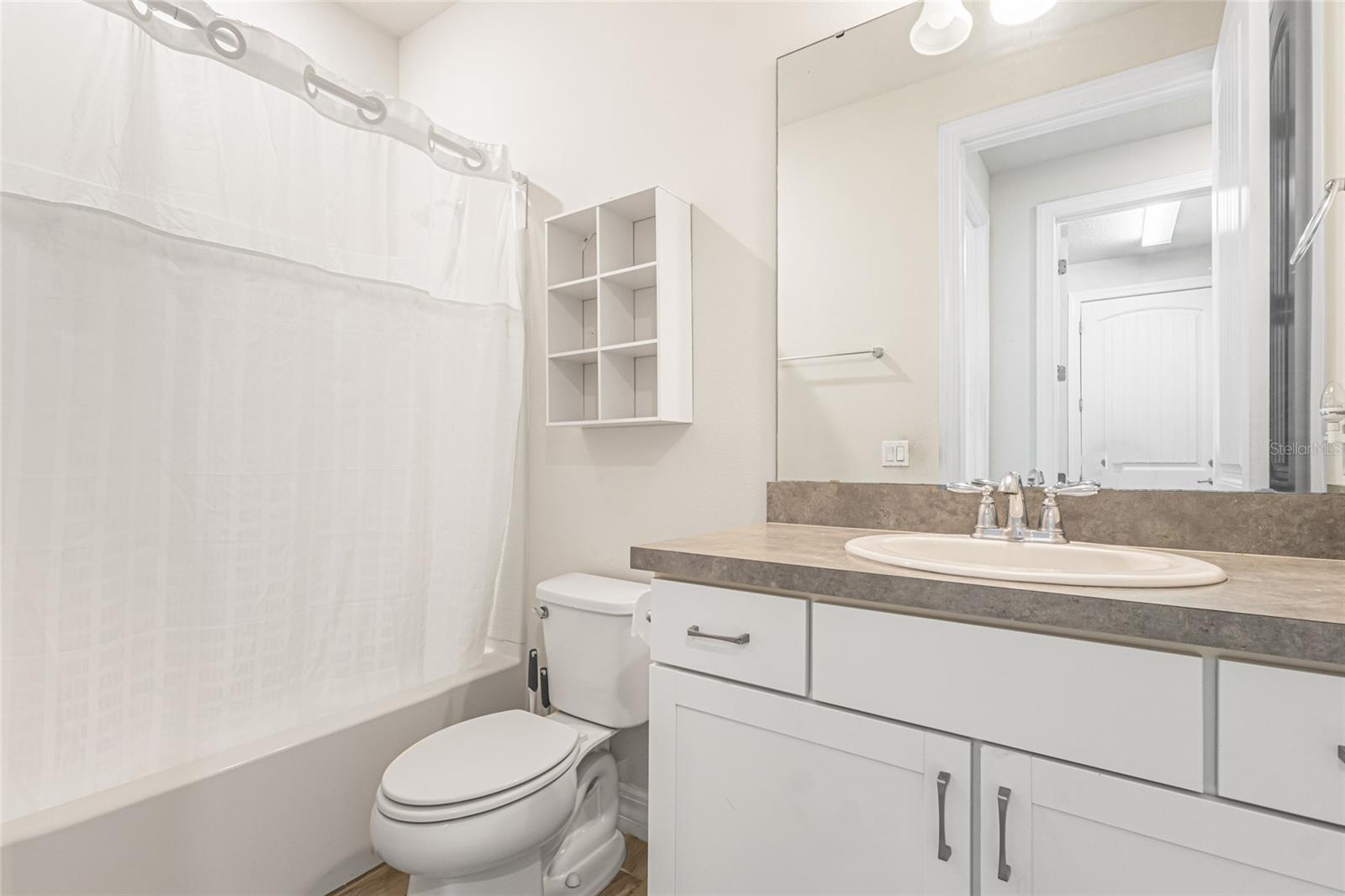 Image 18 of 22 For 5517 Potenza Drive