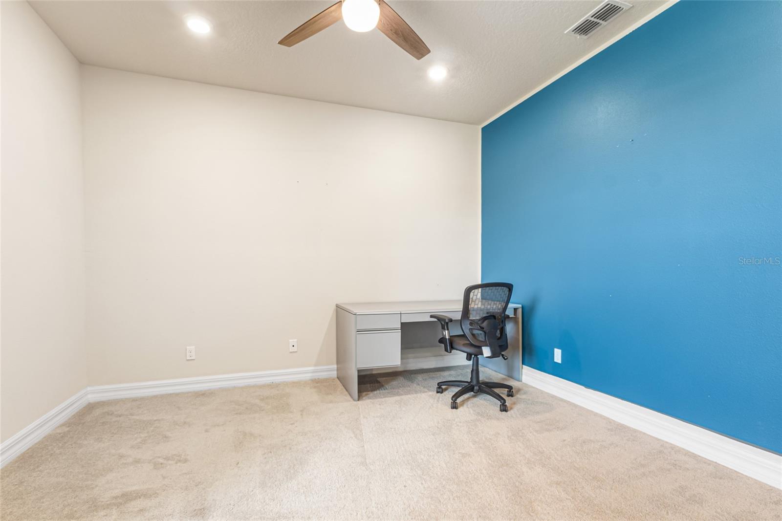 Image 7 of 22 For 5517 Potenza Drive