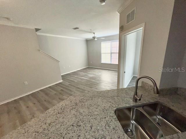 Image 17 of 100 For 6125 Metrowest Boulevard 102