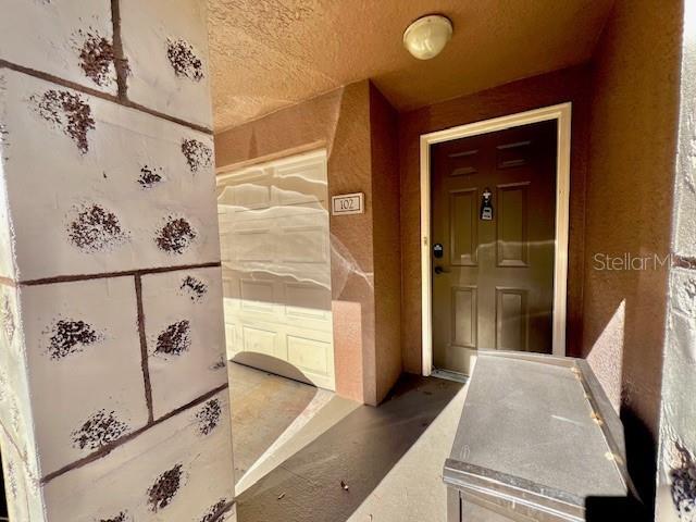 Image 3 of 100 For 6125 Metrowest Boulevard 102