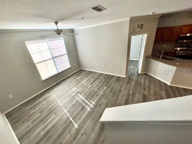 Image 43 of 100 For 6125 Metrowest Boulevard 102