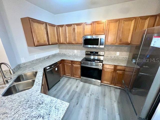 Image 61 of 100 For 6125 Metrowest Boulevard 102
