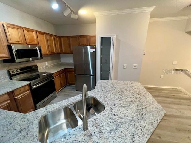 Image 66 of 100 For 6125 Metrowest Boulevard 102