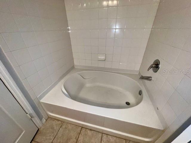 Image 78 of 100 For 6125 Metrowest Boulevard 102