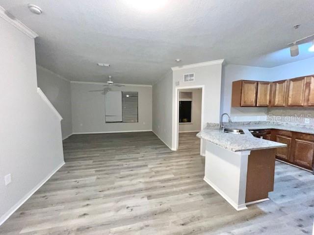 Image 92 of 100 For 6125 Metrowest Boulevard 102