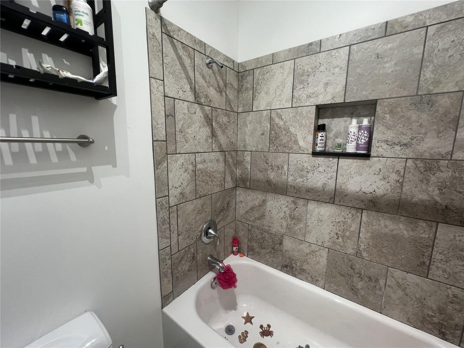Image 14 of 39 For 3767 Hibiscus Street