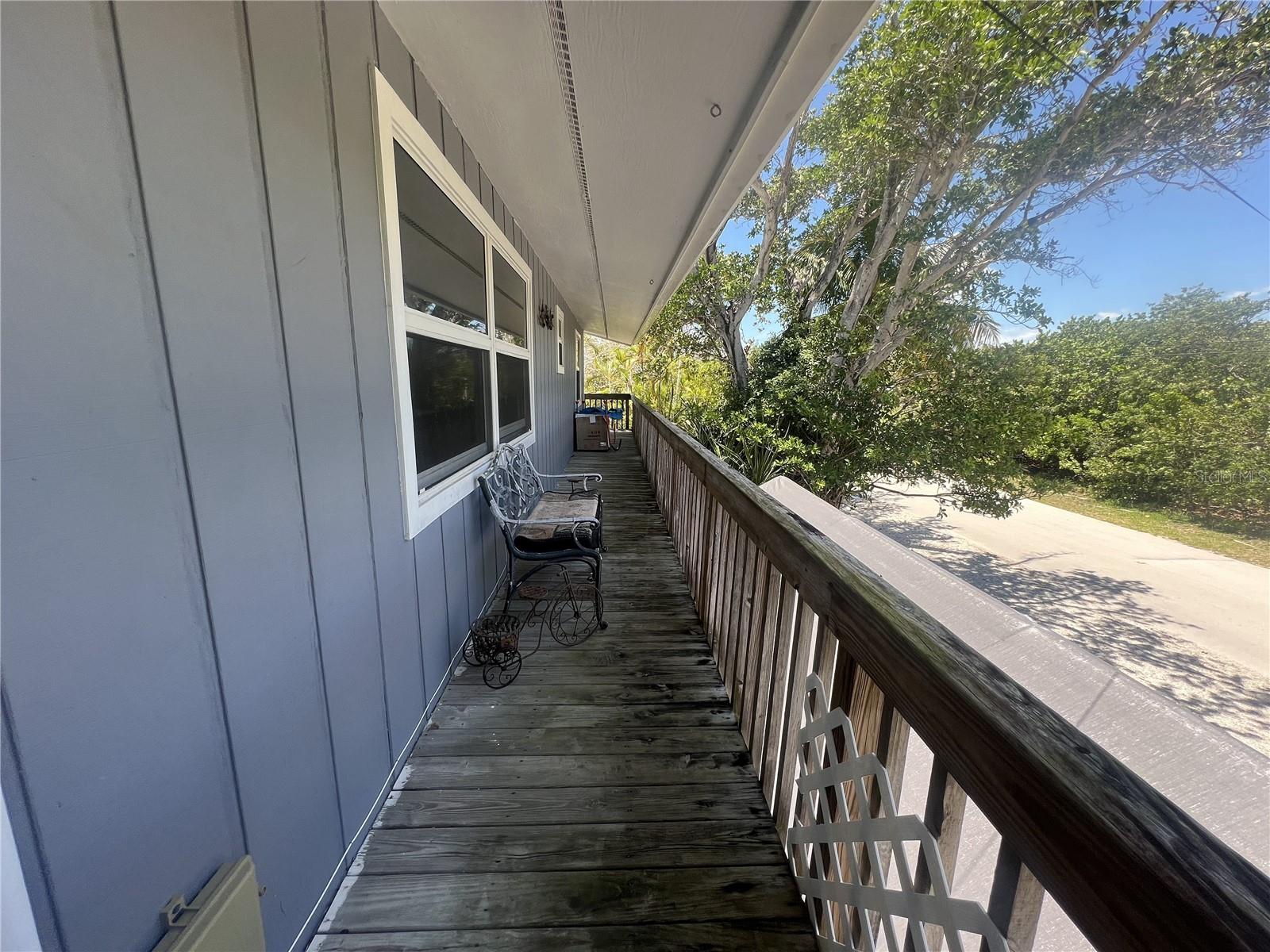 Image 6 of 39 For 3767 Hibiscus Street