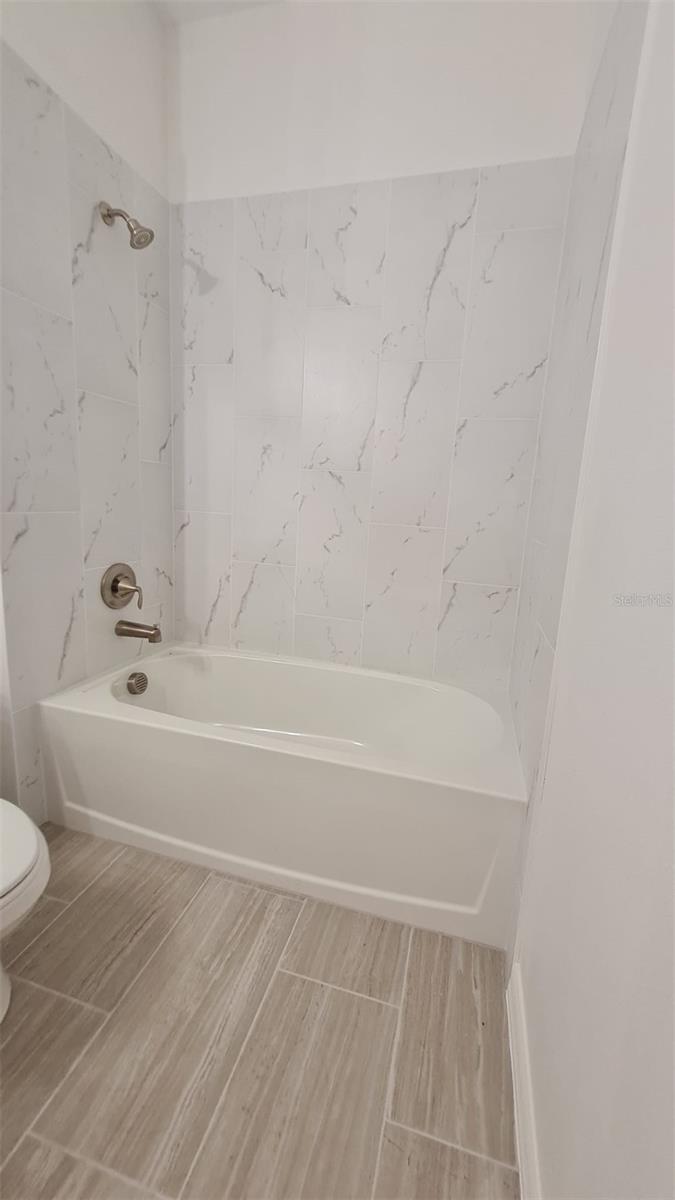 Image 3 of 12 For 441 Cierra Oaks Circle