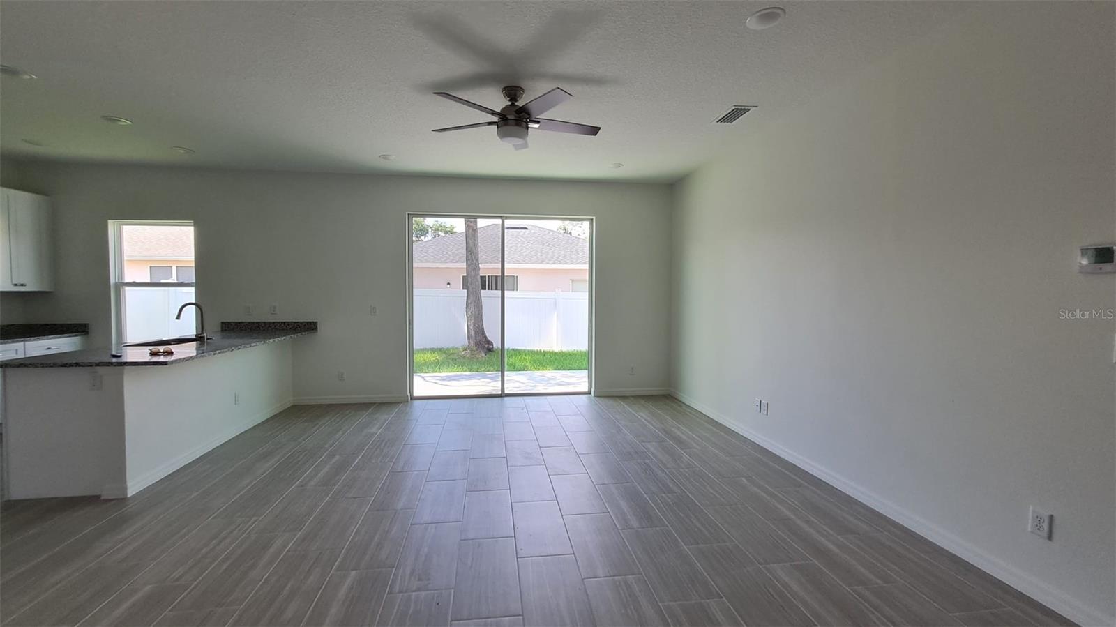 Image 7 of 12 For 441 Cierra Oaks Circle