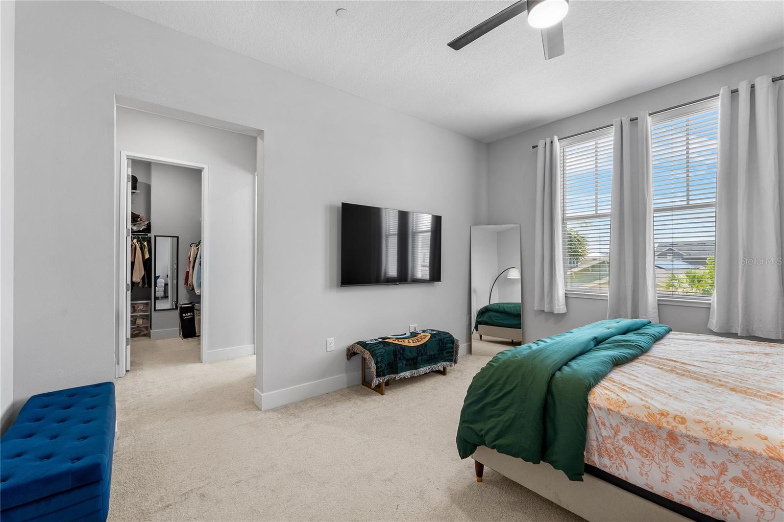 Image 16 of 49 For 8427 Modiano Street