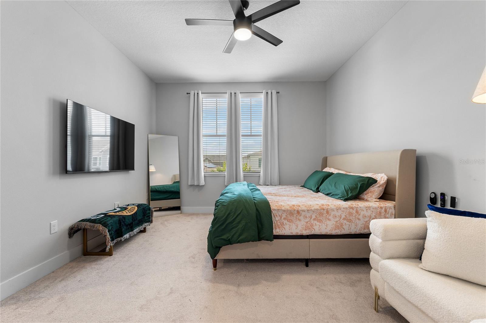 Image 23 of 49 For 8427 Modiano Street