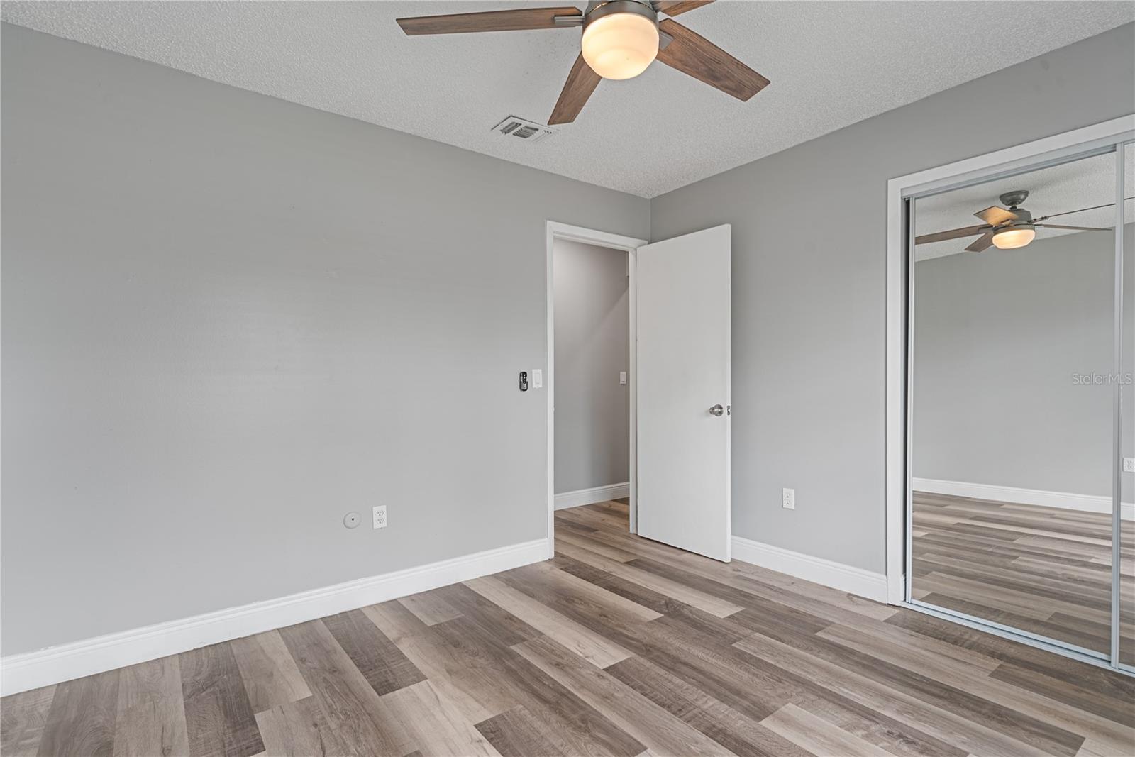 Image 16 of 22 For 1184 Calanda Avenue