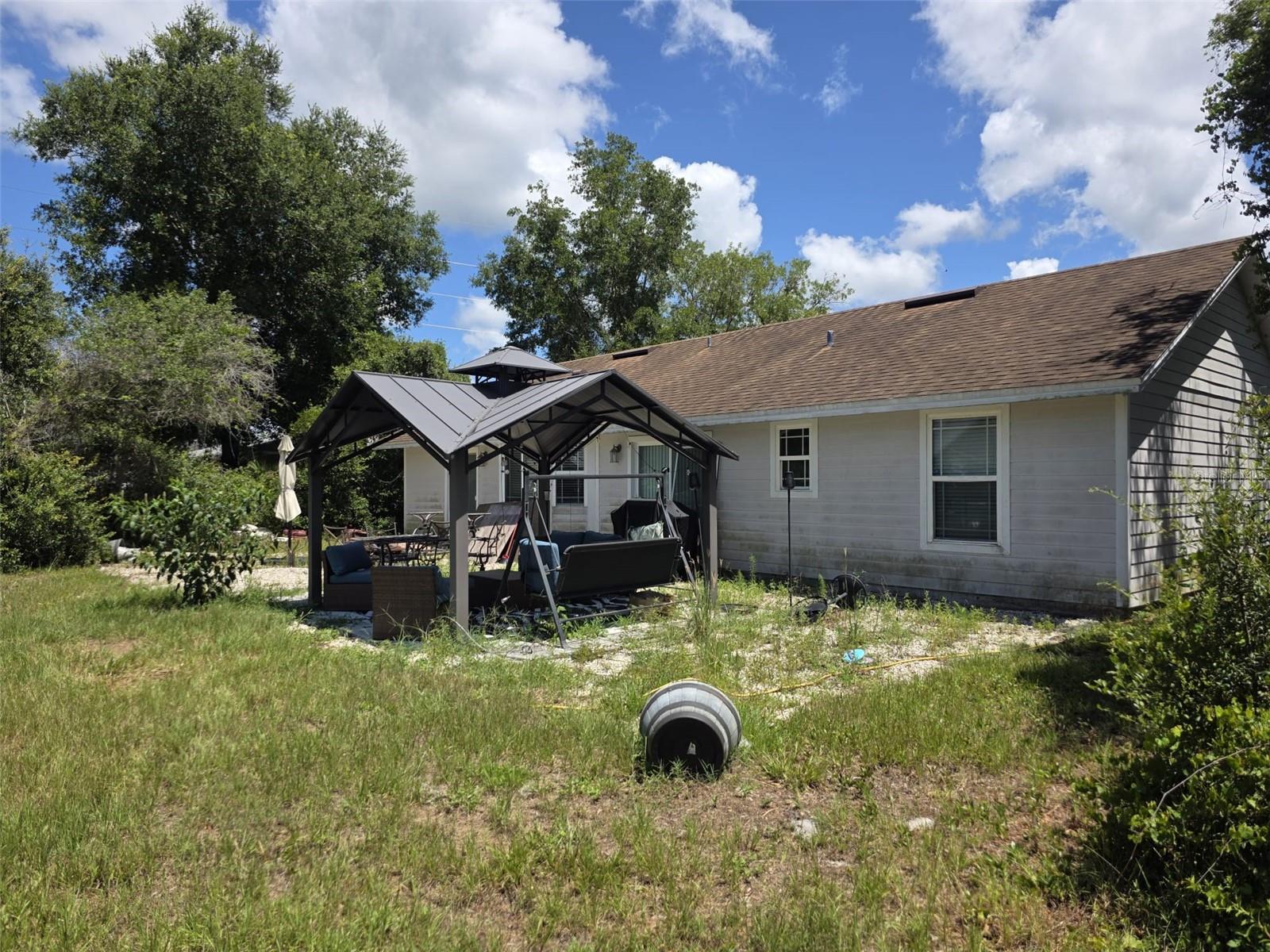 Image 11 of 54 For 2798 Beckwith Street