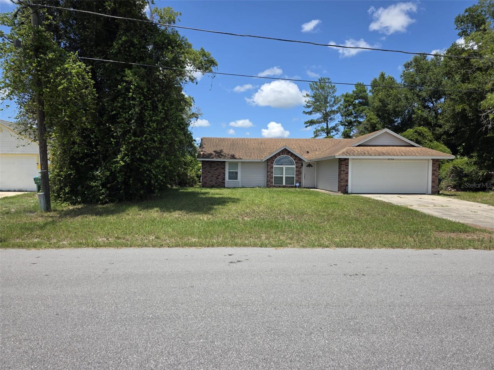 Image 2 of 54 For 2798 Beckwith Street