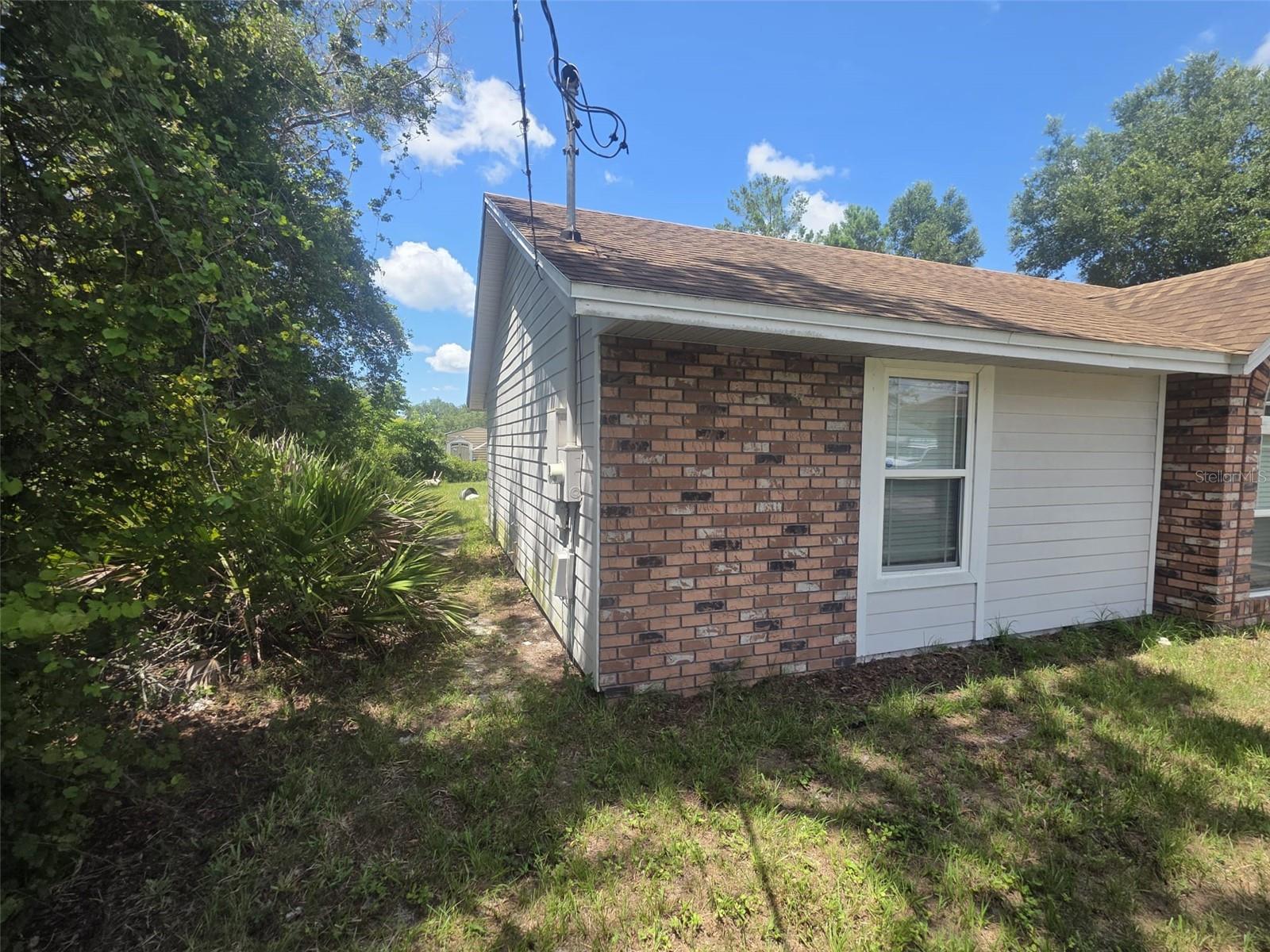 Image 6 of 54 For 2798 Beckwith Street