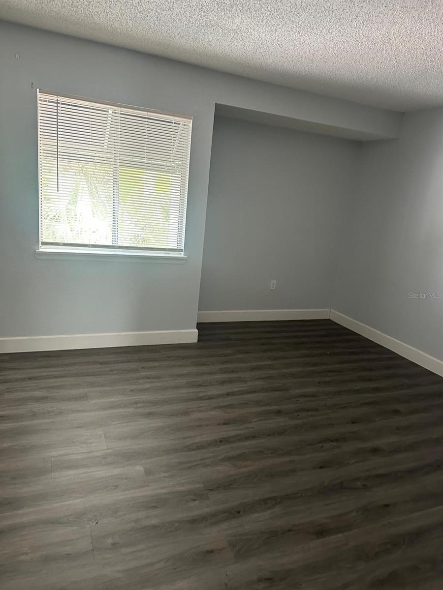 Image 11 of 12 For 4117 Semoran Boulevard 13