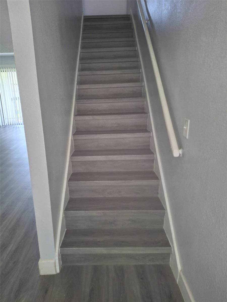 Image 4 of 12 For 4117 Semoran Boulevard 13