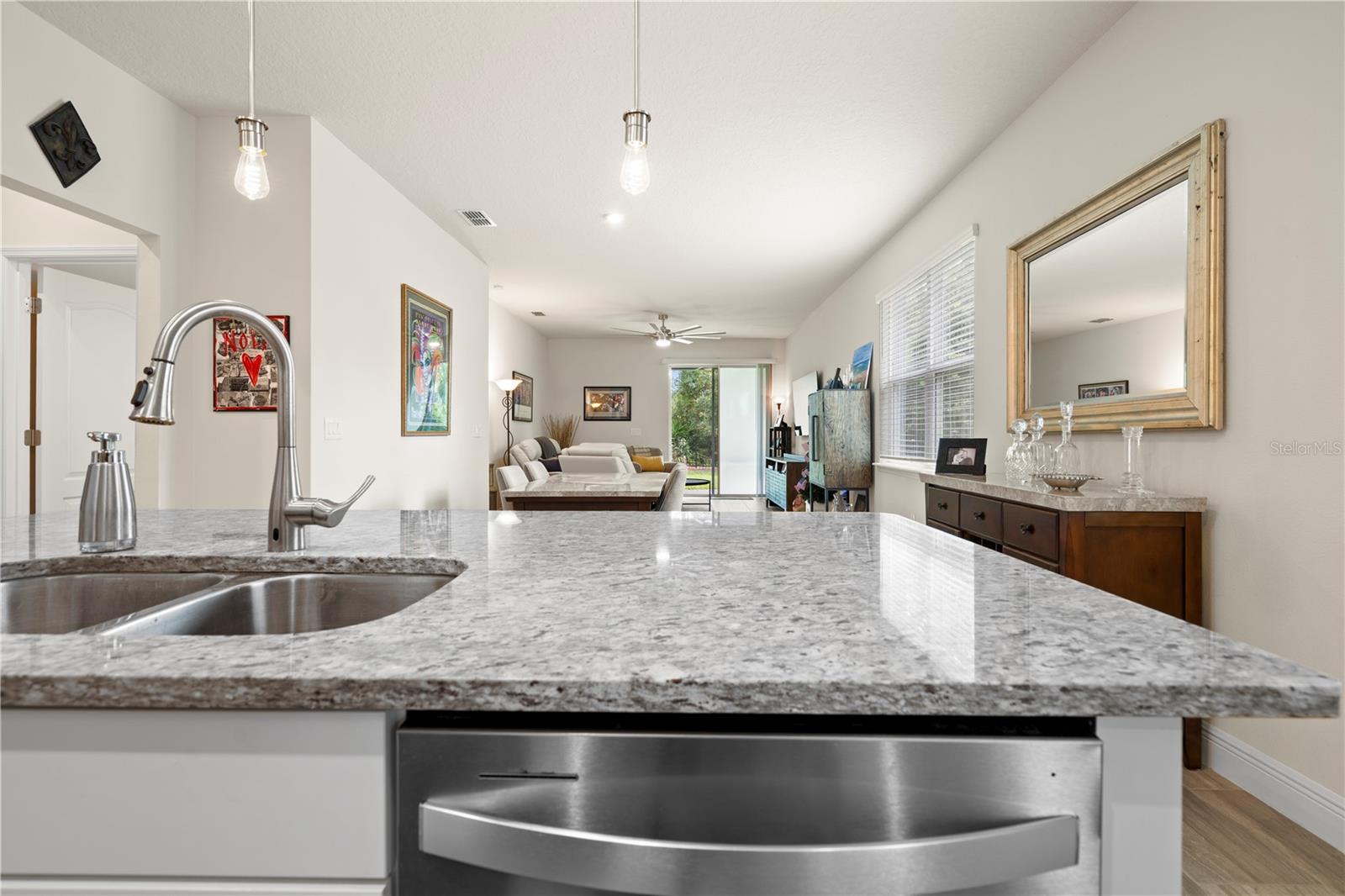 Image 14 of 51 For 1529 Chelsea Manor Circle