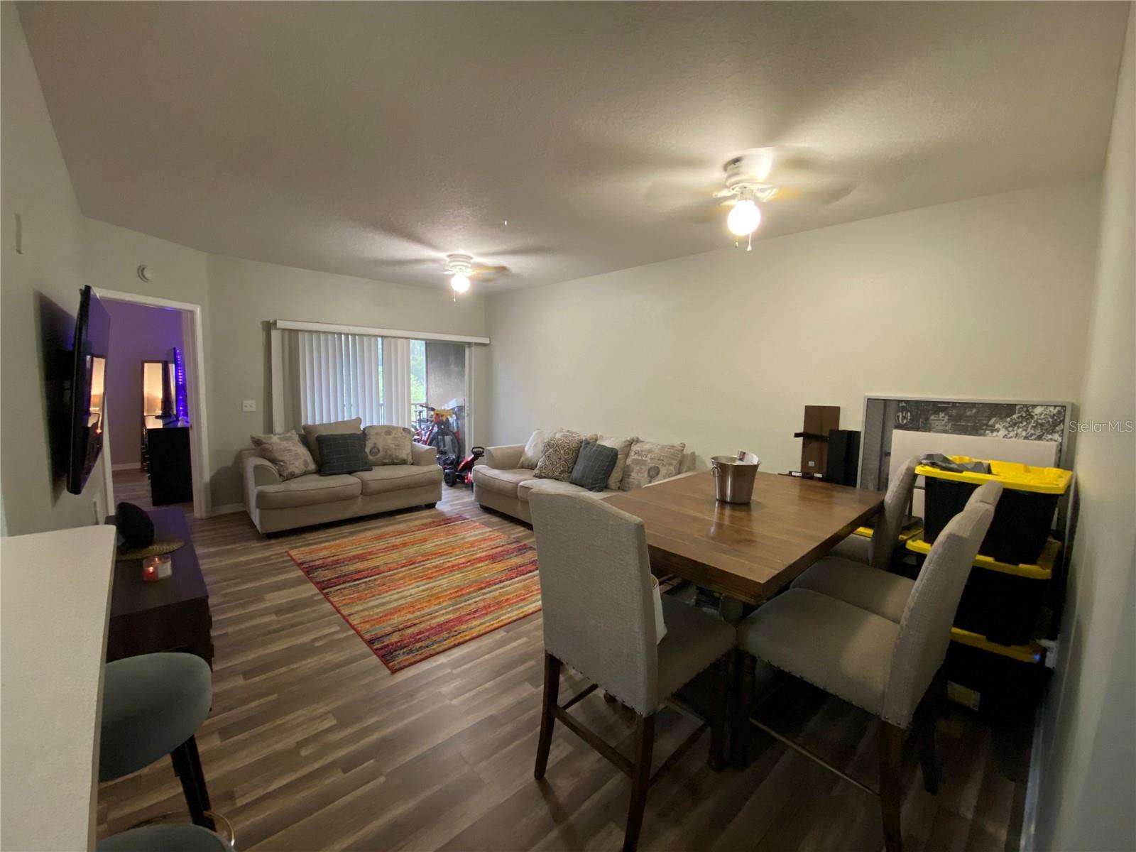 Image 4 of 10 For 9507 Amberdale Court 202