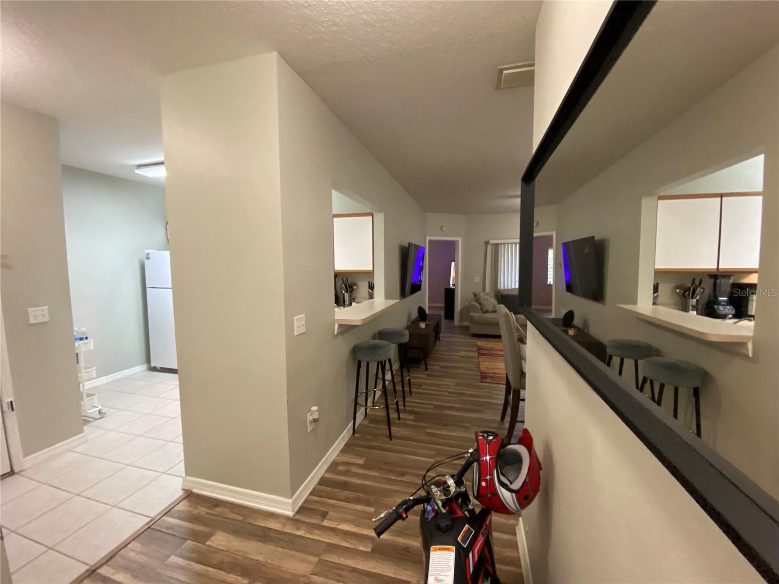 Image 6 of 10 For 9507 Amberdale Court 202