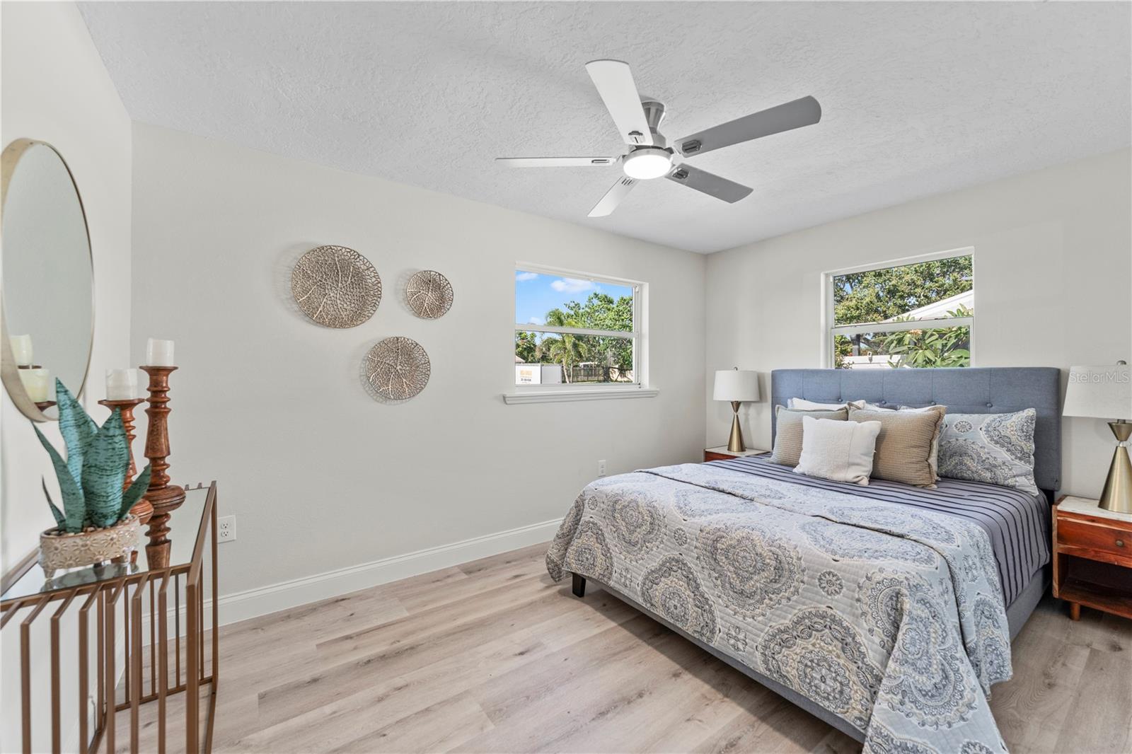 Image 14 of 22 For 2075 Abalone Avenue