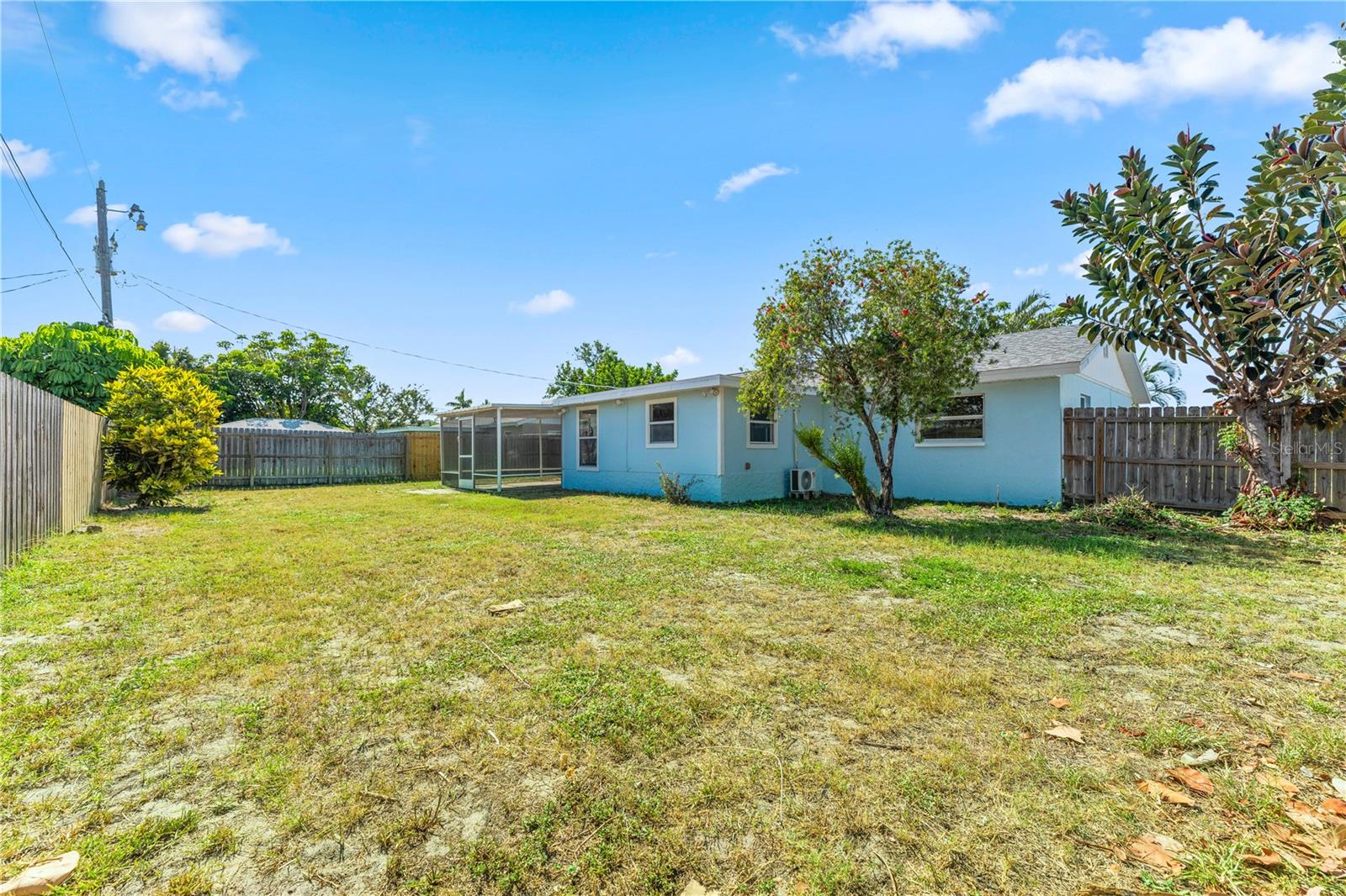 Image 19 of 22 For 2075 Abalone Avenue