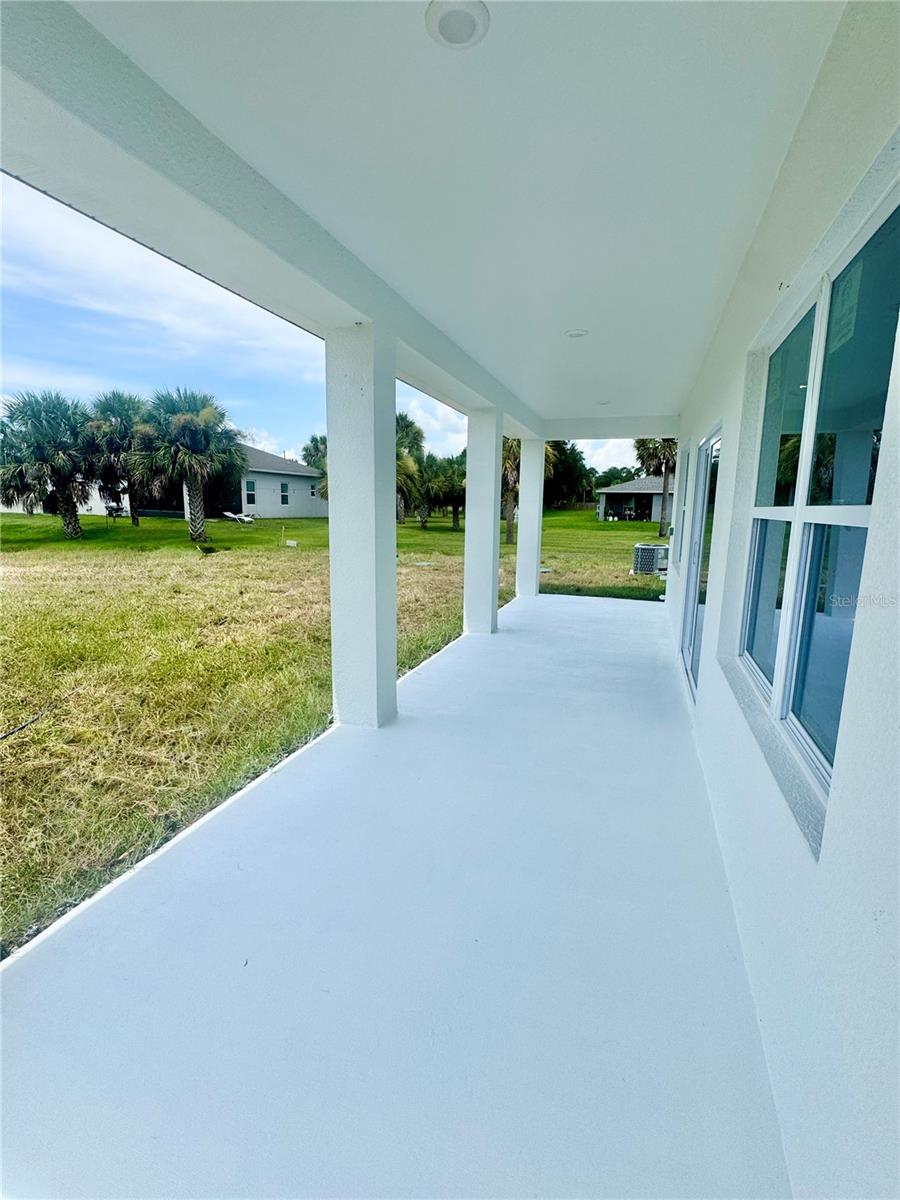 Image 11 of 60 For 308 Franzing Street Sw