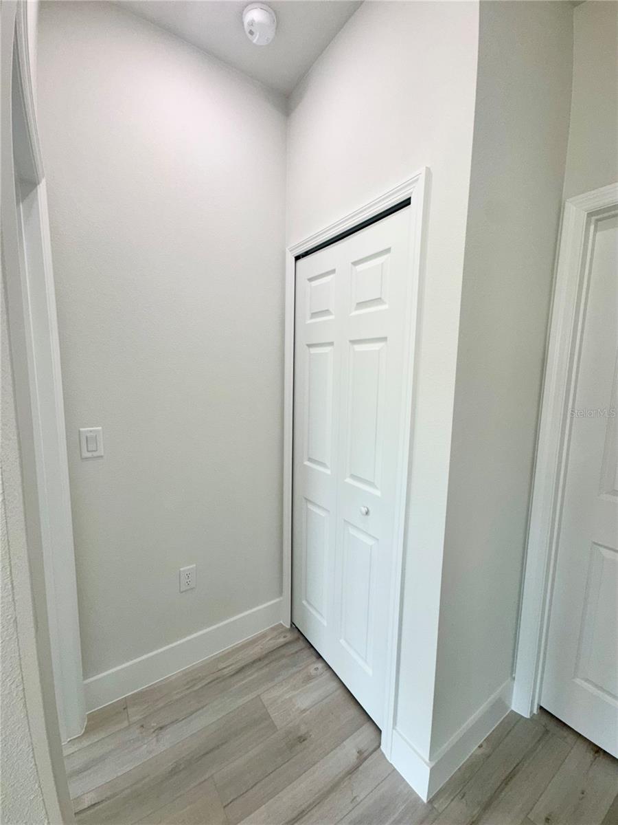Image 37 of 60 For 308 Franzing Street Sw