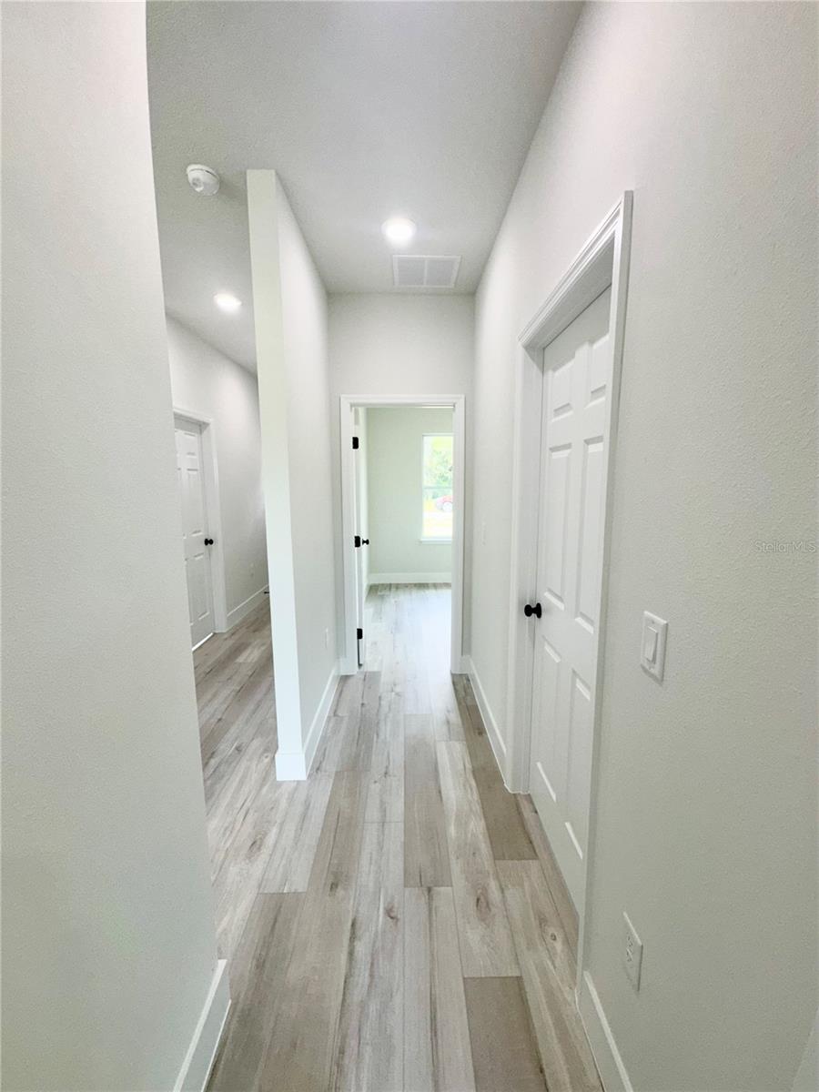 Image 55 of 60 For 308 Franzing Street Sw