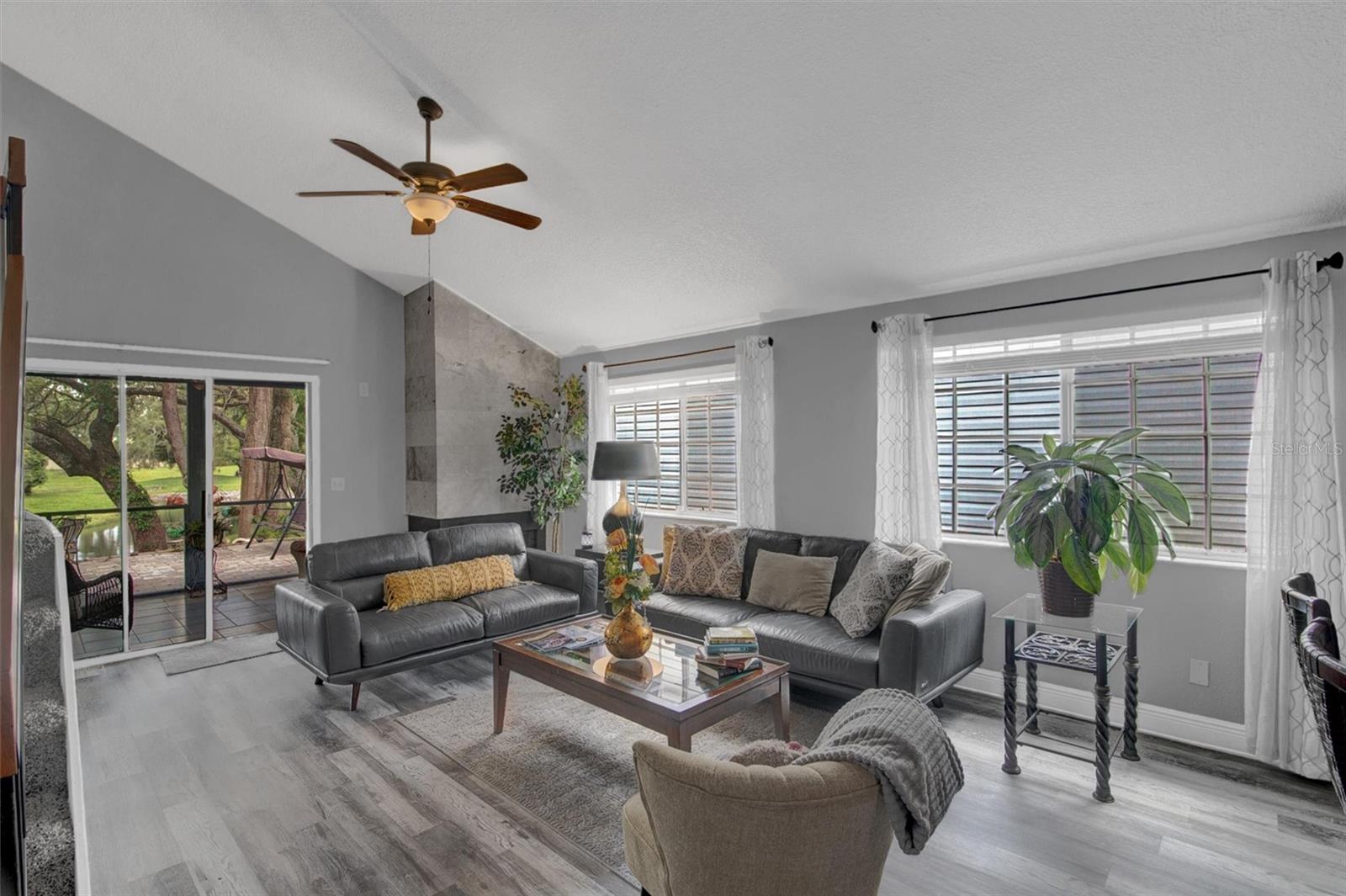 Image 20 of 54 For 503 Portland Circle