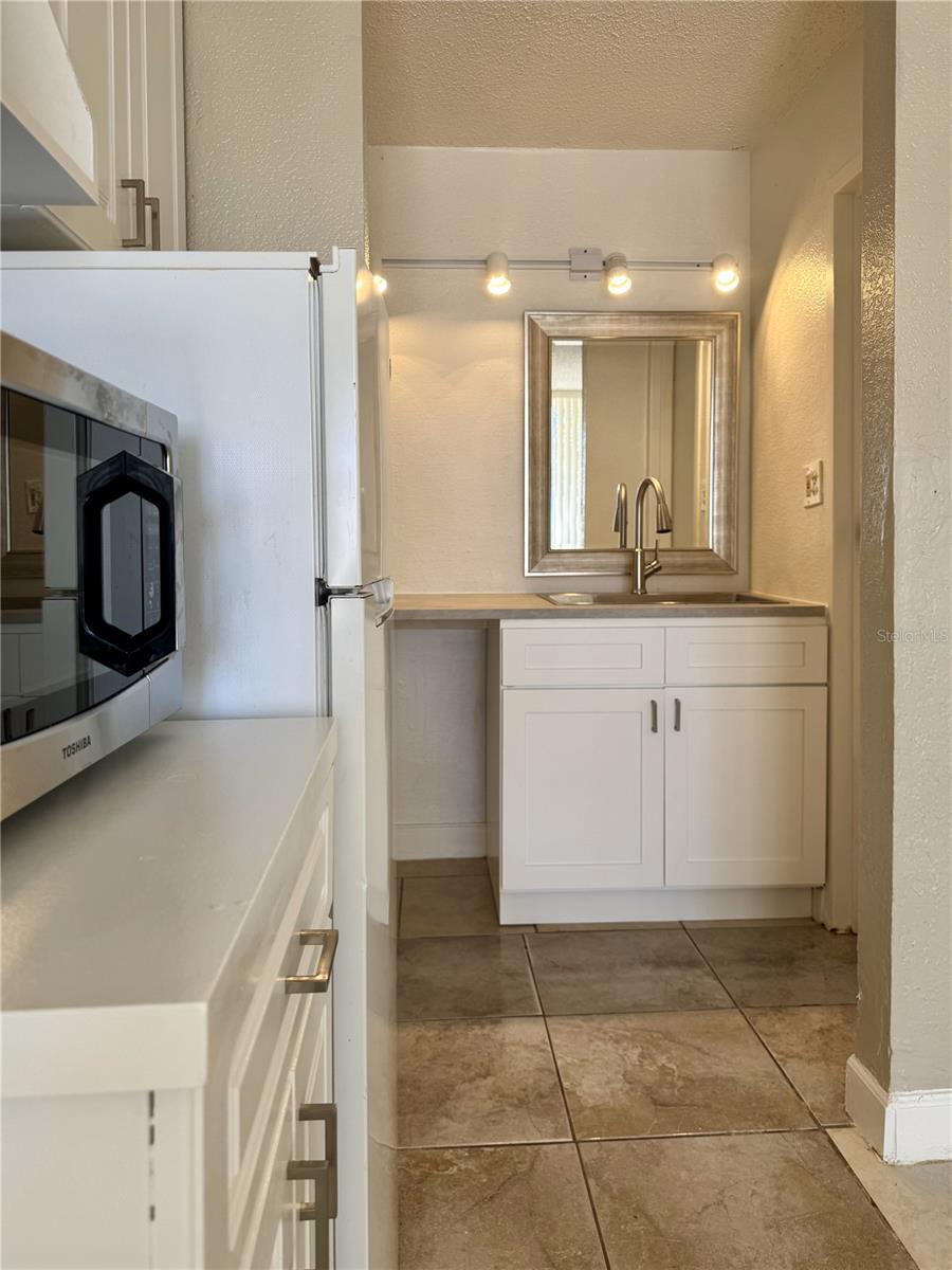 Image 5 of 16 For 7900 Orange Blossom Trail 1010