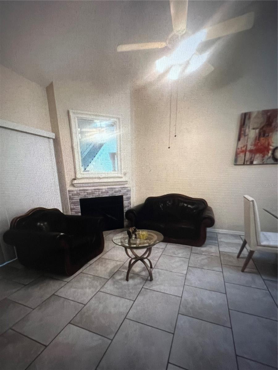 Image 4 of 15 For 238 Riverbend Drive 107