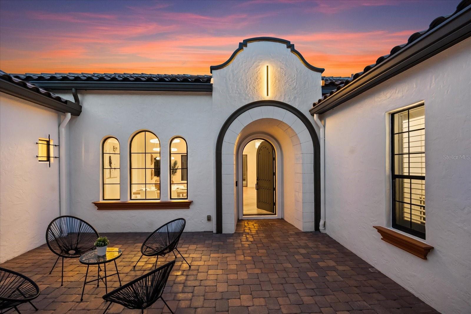 Image 11 of 86 For 7733 Pointe Venezia Drive
