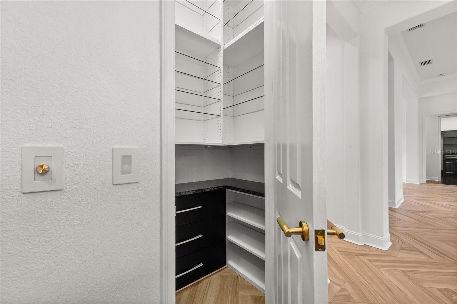 Image 31 of 86 For 7733 Pointe Venezia Drive