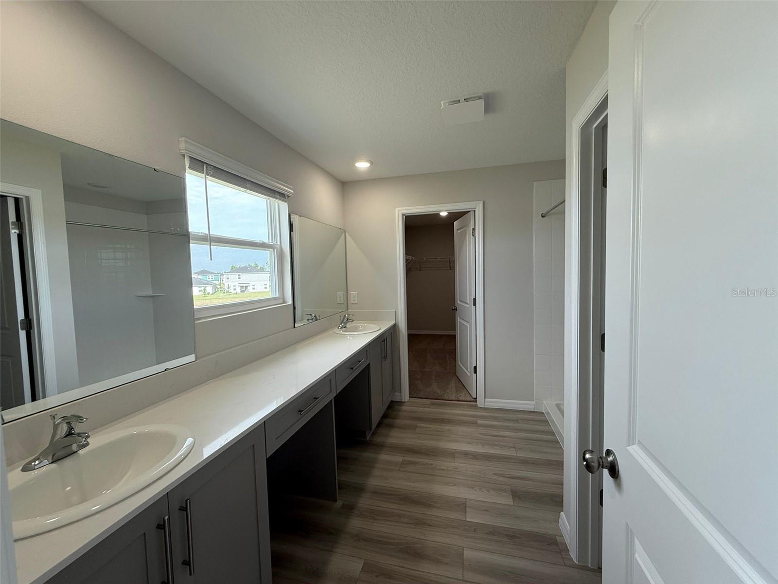 Image 29 of 33 For 37087 Sagemoor Drive