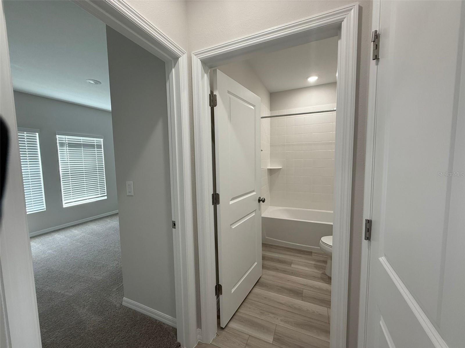 Image 4 of 33 For 37087 Sagemoor Drive