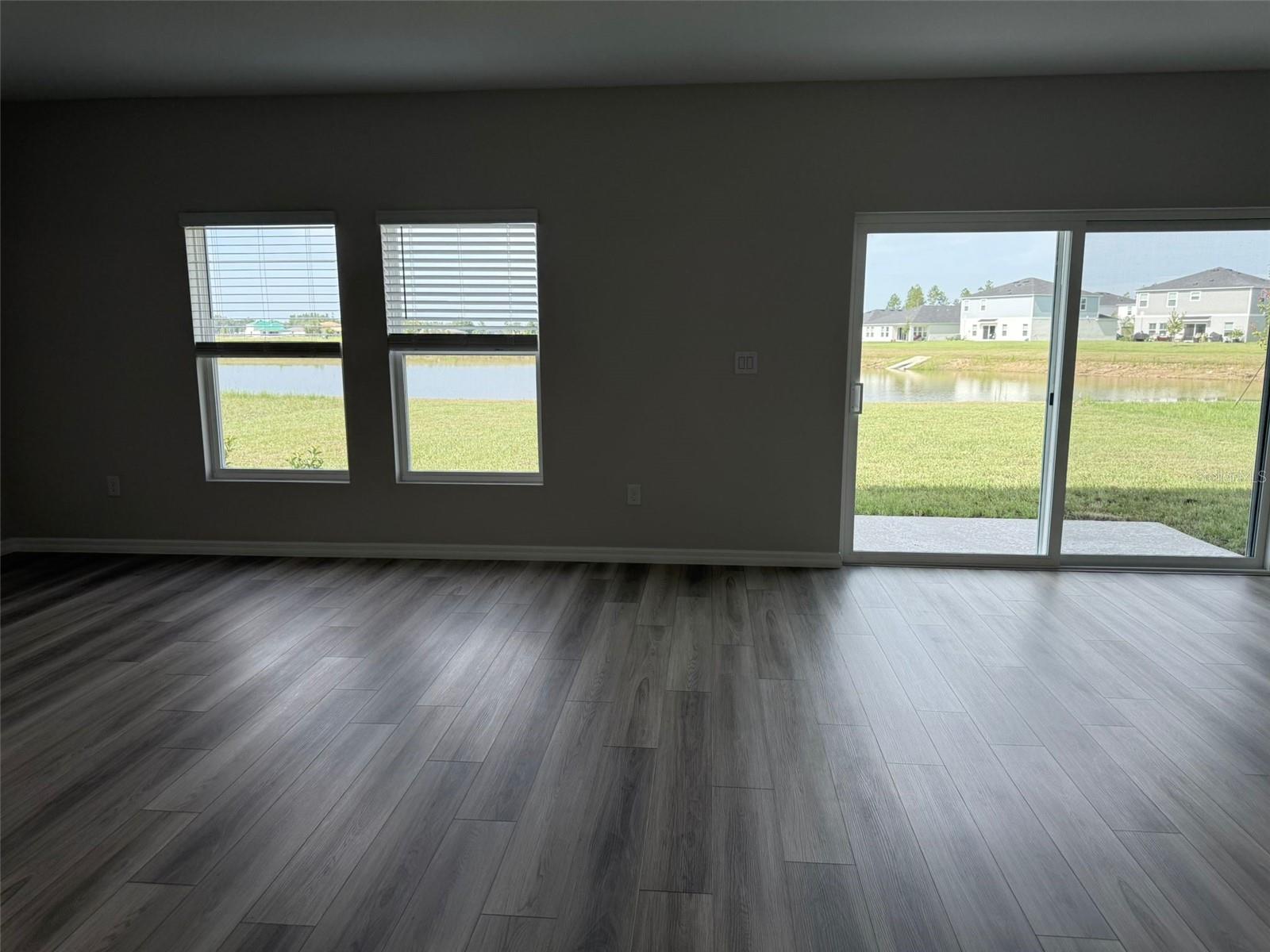 Image 8 of 33 For 37087 Sagemoor Drive