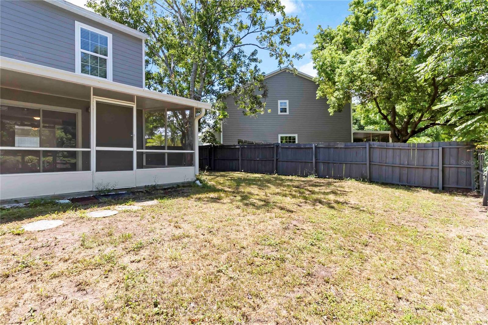Image 26 of 28 For 4447 Brook Hollow Circle