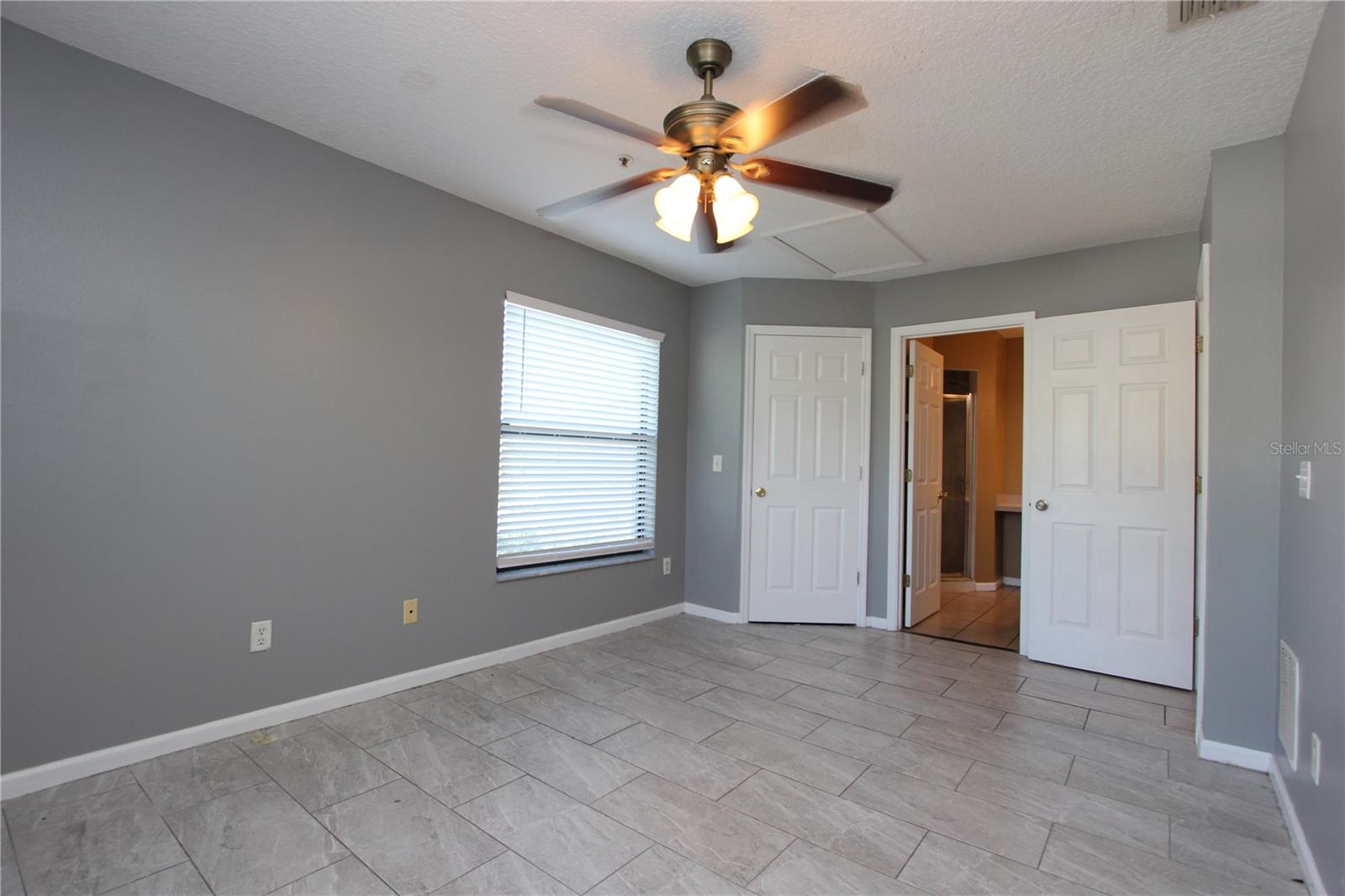 Image 15 of 19 For 1131 Pine Ridge Circle 1